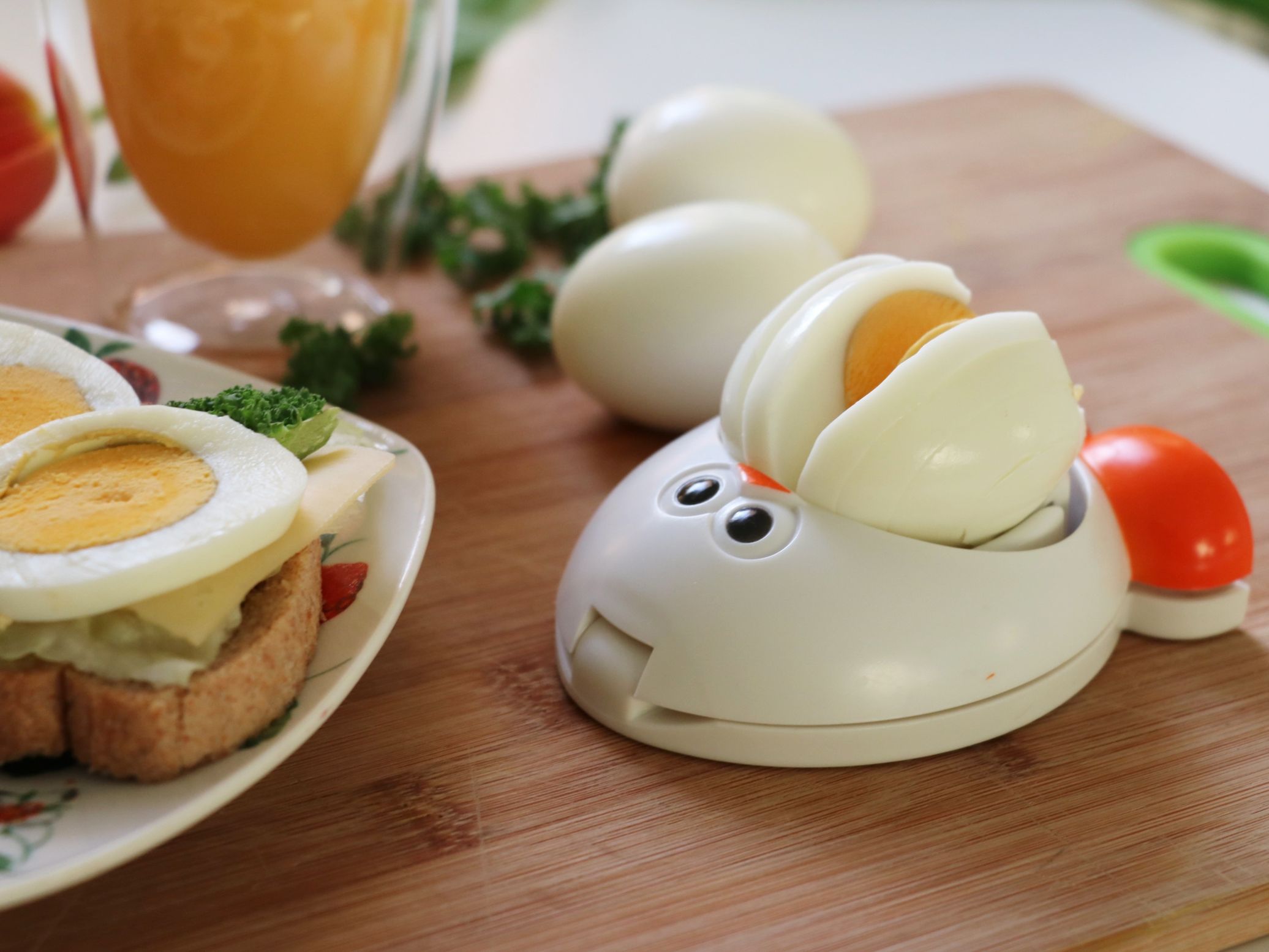 PLASTIC EGG SLICER 22275026 PLASTIC EGG slicer chicken shape 22275026 - obrazek 5