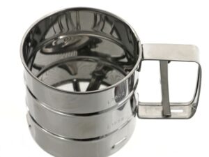 Stalowy przesiewak z rączką do mąki, cukru pudru  Stainless mug with strainer 22092676