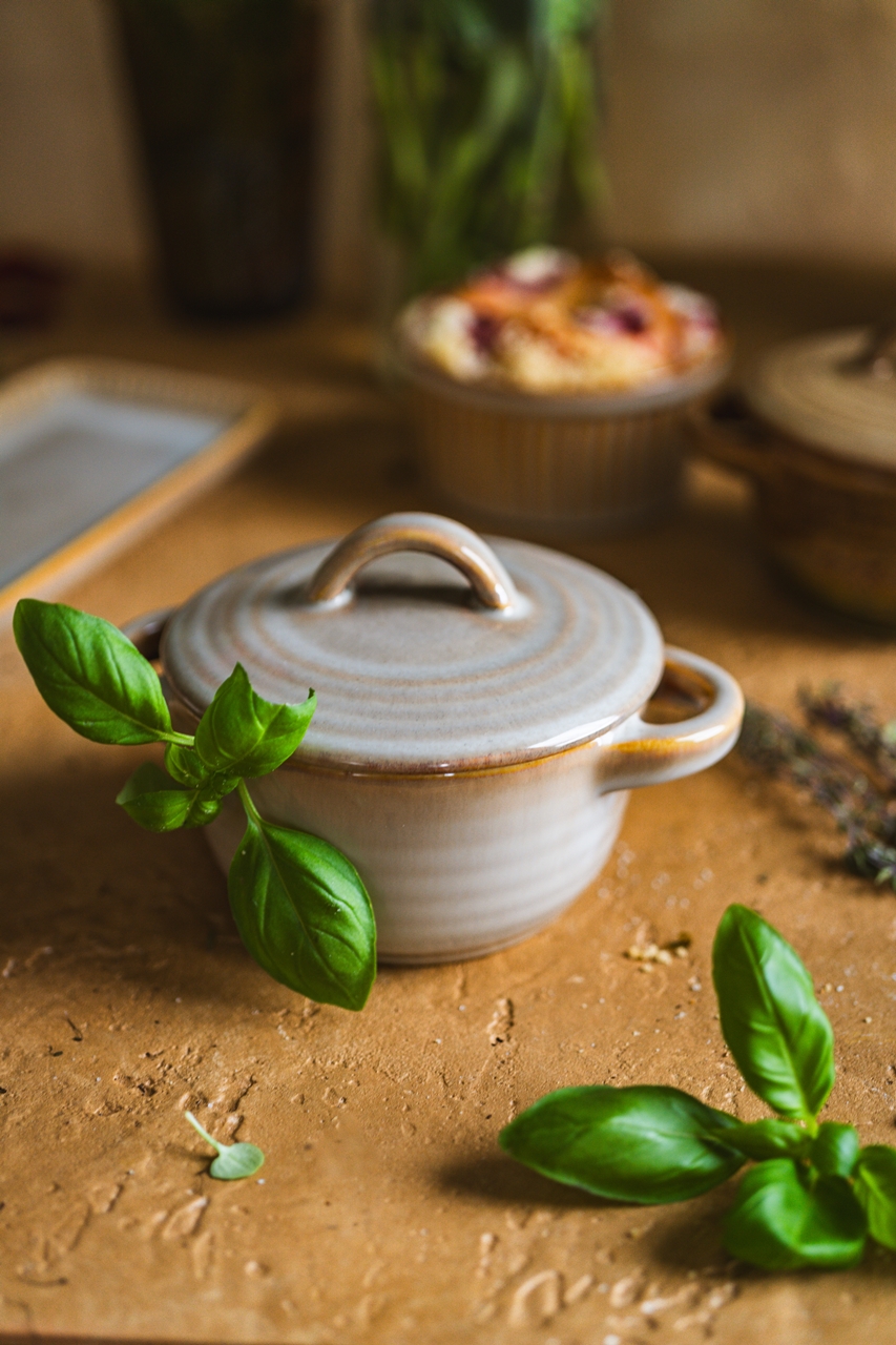 Ceramiczna linia OMBRES INSTA mała miska z przykry OMBRES INSTA line round small caserolle - obrazek 3