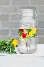 PARTY szklany słoik z kranikiem szklana pokrywa 4l Glass jar with tap 3,3 l glass cover 23468333