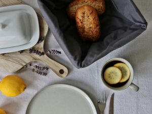 METALOWY druciany koszyk z materiałem na CHLEB kw Wire metal BREAD black basket 23 textil 23460976