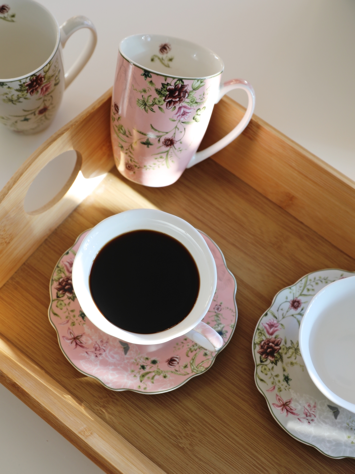 VIOLET zestaw 6 filiżanek 220 ml ze spodkiem Ceramic VIOLET set of 6 cups 220 ml with saucers - obrazek 2