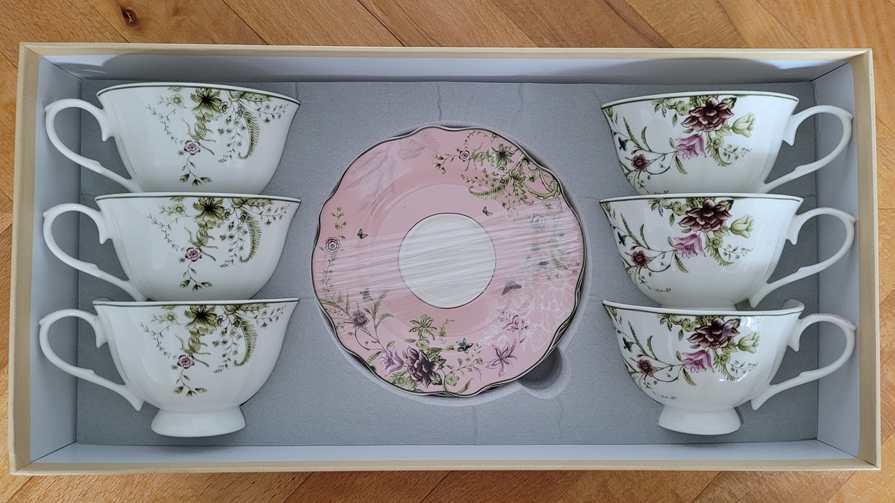 VIOLET zestaw 6 filiżanek 220 ml ze spodkiem Ceramic VIOLET set of 6 cups 220 ml with saucers - obrazek 3
