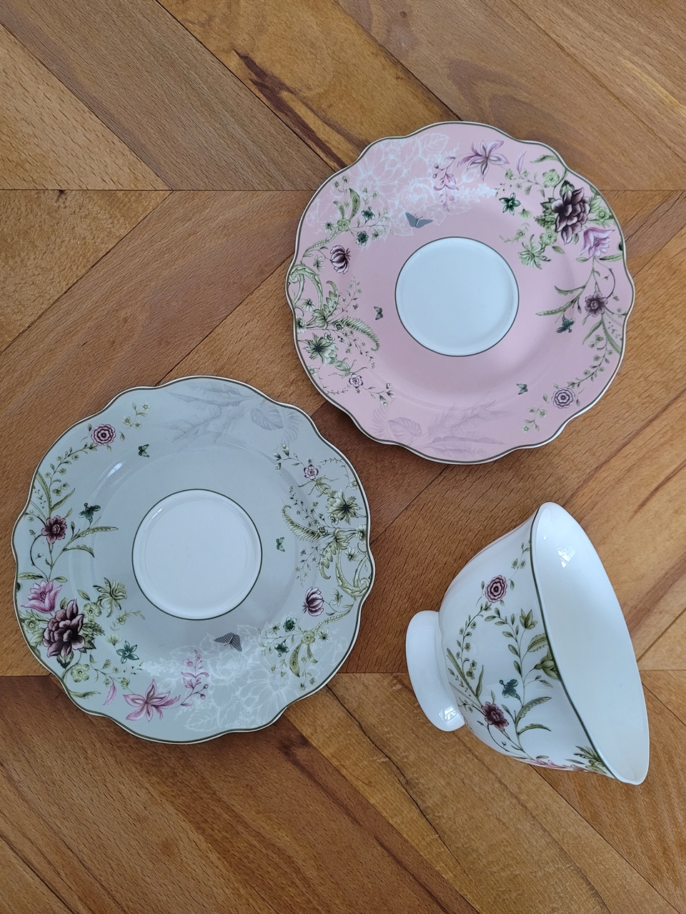 VIOLET zestaw 6 filiżanek 220 ml ze spodkiem Ceramic VIOLET set of 6 cups 220 ml with saucers - obrazek 5