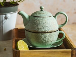 Żeliwny dzbanek i filiżanka TEA FOR ONE 0,4 MIĘTA Cast iron TEA 4 ONE set 0,4l GIFT MINT