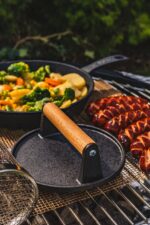 Żeliwna prasa do mięsa na hamburgery na grilla 18c CAST IRON Hamburger meat press 18 cm 23460329