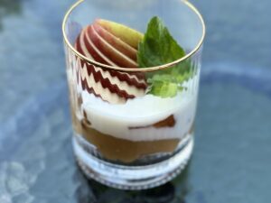 Szklany kieliszek do drinków prążkowany ZŁOTY PASE Glasses GOLD rim drink glass 27021752