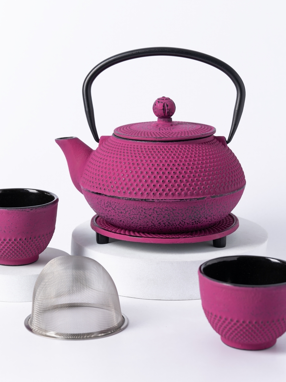 Żeliwny dzbanek zaparzacz 0,8 l GIFT zestaw FUKSJ Cast iron japanese teapot 0,8L GIFT SET FUCHSIA - obrazek 5