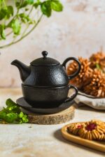 Żeliwny dzbanek i filiżanka TEA FOR ONE 0,4 CZARNY Cast iron TEA 4 ONE set 0,4l GIFT BLACK
