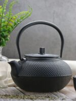 Żeliwny czajnik dzbanek zaparzacz 1,5 l CZARNY Cast iron japanese teapot 1,5L 22170642 black