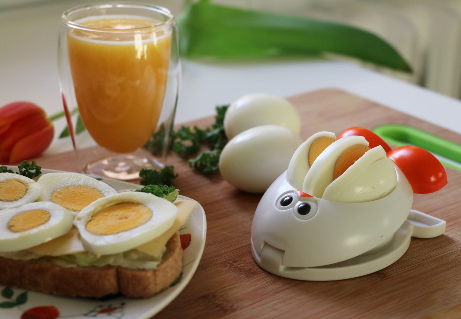 PLASTIC EGG SLICER 22275026 PLASTIC EGG slicer chicken shape 22275026