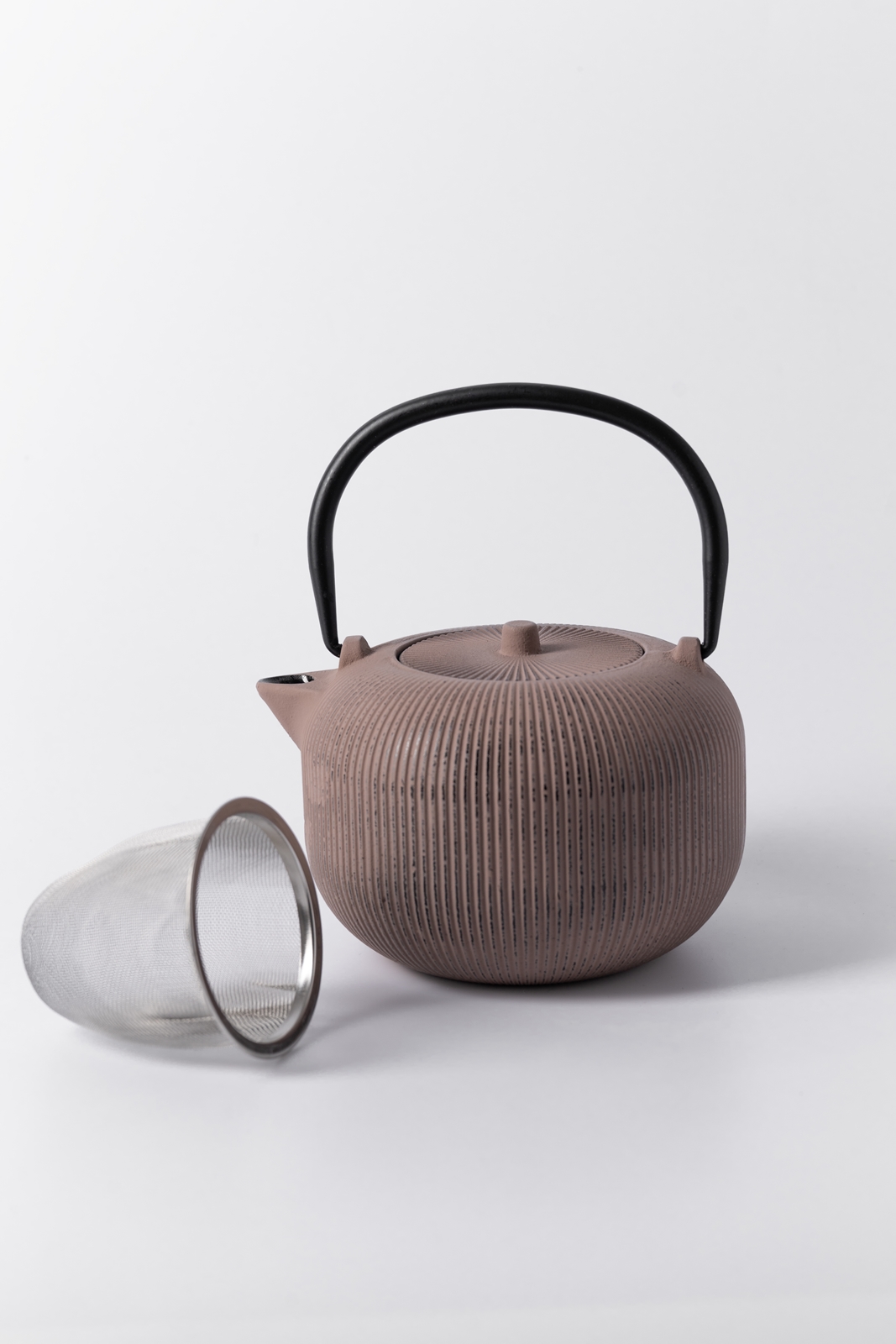 Żeliwny dzbanek 1L SEBASTIANO lawendowy Cast Iron Teapot 1L SEBASTIANO lavender - obrazek 3