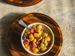 Akacjowa seria talerzyk z wysokim rantem 16x3 cm ACACIA serie ROUND PLATE rim 16x3 cm 24502113