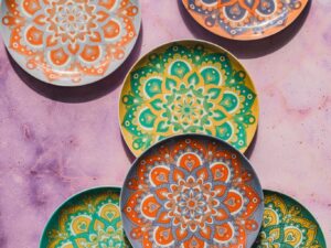 Porcelanowa linia MANDALA talerz 27cm mix 6 wzorów Porcelain MANDALA line mix plate 27 cm 24324343