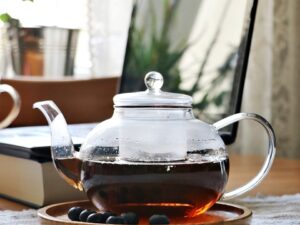 MPL szklany dzbanek do herbaty ze szklanym filtrem MPL glass teapot with glass filter 1,2 l