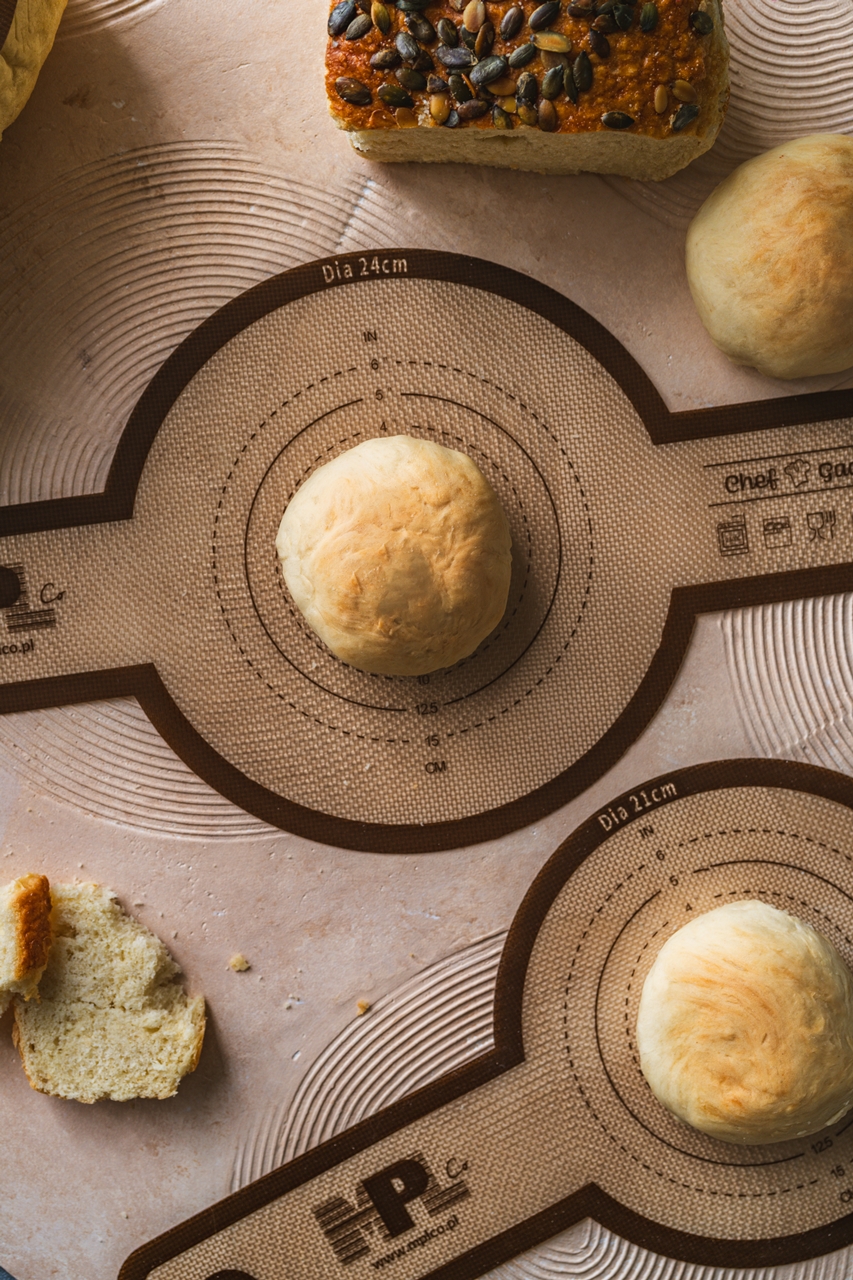 Silikonowa mata do pieczenia chleba 55x21 cm Silicone baking mat for bread 55x21 cm - obrazek 2