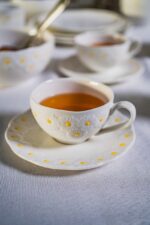 DAISY LINE filiżanka 250 ml ze spodkiem DAISY LINE cup 250 ml with saucer 077482