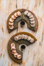 ONDES patera wachlarz 27 cm ONDES line fan-shaped platter 27 cm