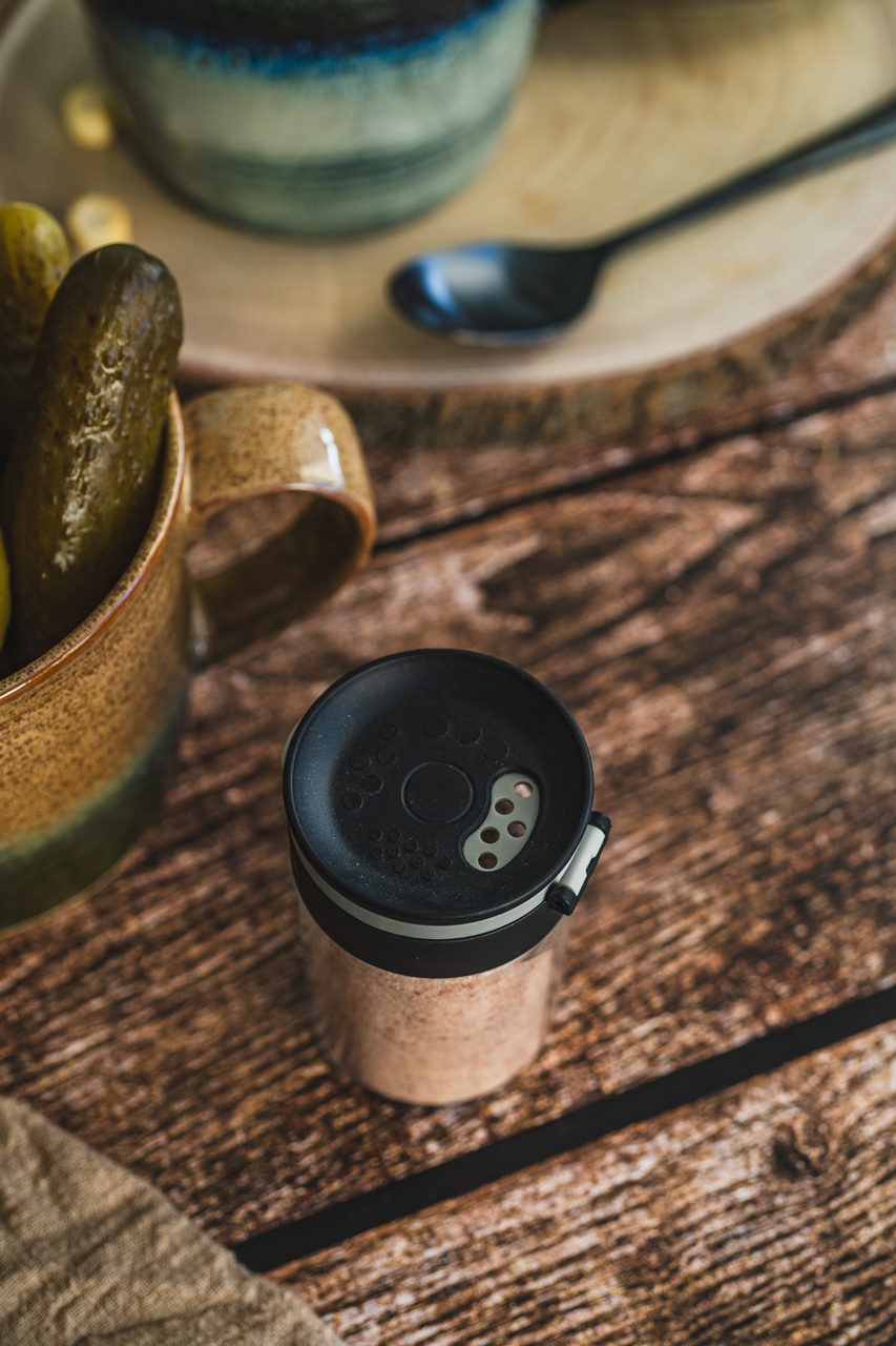 Szklany pojemnik na przyprawy z pokrywką MPLCo spice jar with lid - obrazek 4